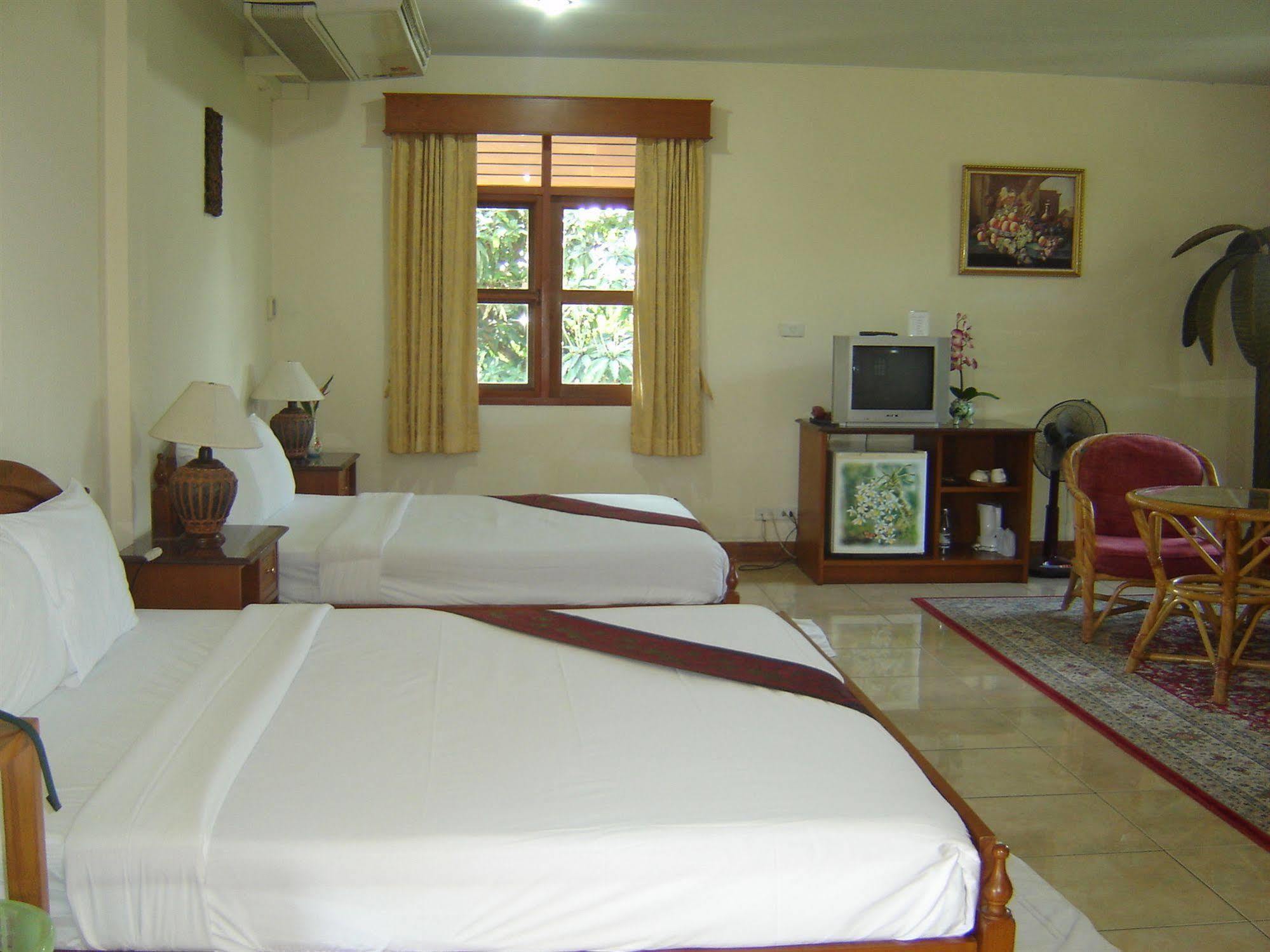 Golden Cupids Hotel Chiang Mai Dış mekan fotoğraf